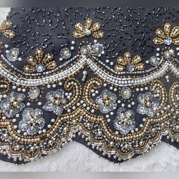 Vintage Elegant LAURENCE KAZAR Silk Blouse - intricate beading & sequin details - Picture 4 of 12